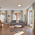 Haus Alpenkoenig Apartament