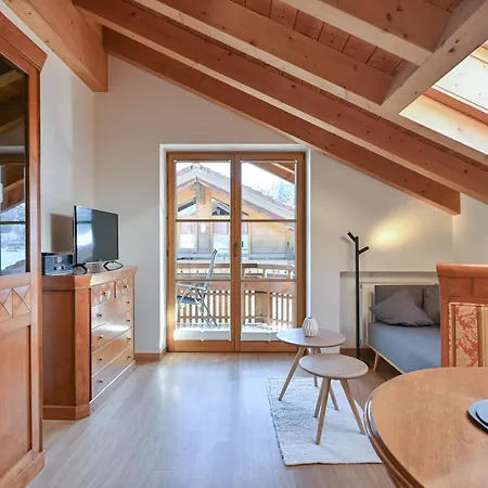 Haus Alpenkoenig Appartamento *