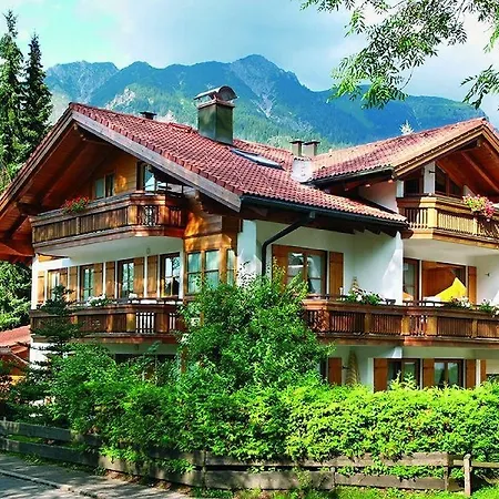 Daire Haus Alpenkoenig *